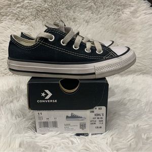 Converse black & white shoes